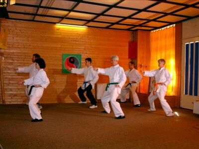 Dojo Duisburg: Faust 01. Grunschultechniken unseres CH'AN-SHAOLIM-SI TAO
