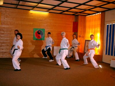 Faust 4. Grundschule des Shaolin im Dojo Duisburg
